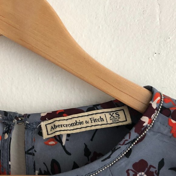 Floral peasant blouse Abercrombie & Fitch size XS - Picture 3 of 4